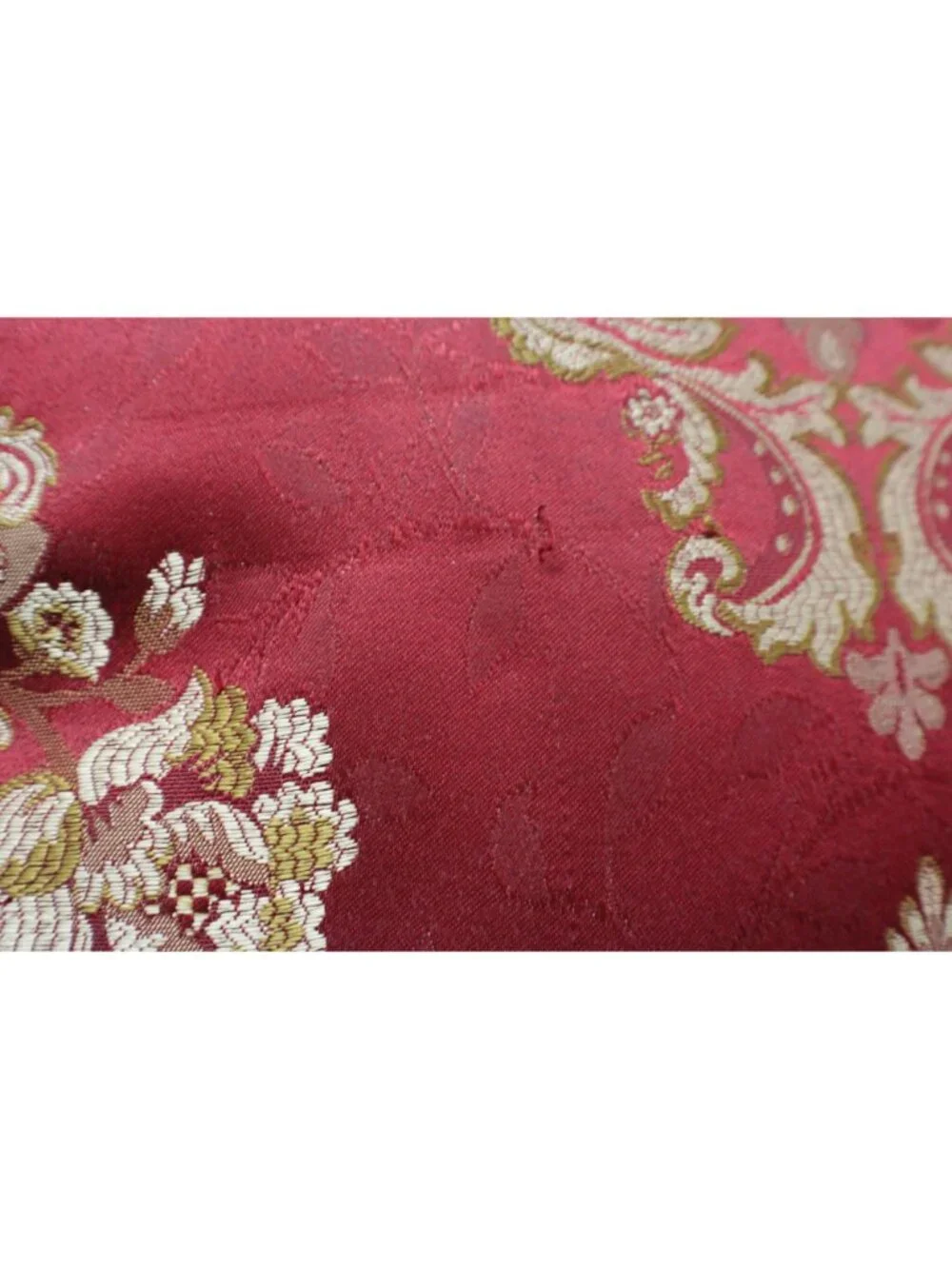 Waterford Charlemont Ruby Red Gold Medallion Throw Pillow Set Embroidered Damask